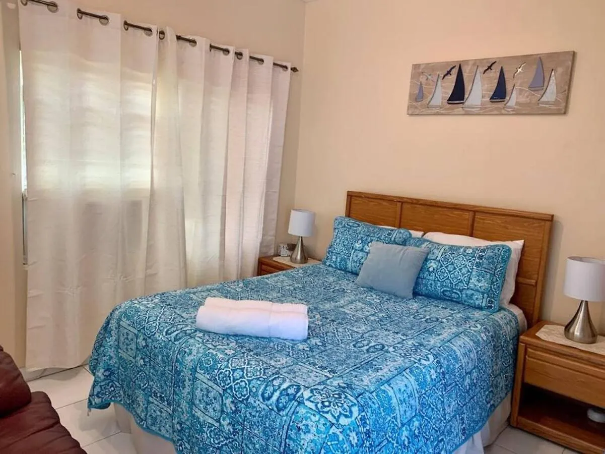 Διαμέρισμα Suite 4, Blue Pavilion - Steps To Beach - Car, Value, Service West Bay
